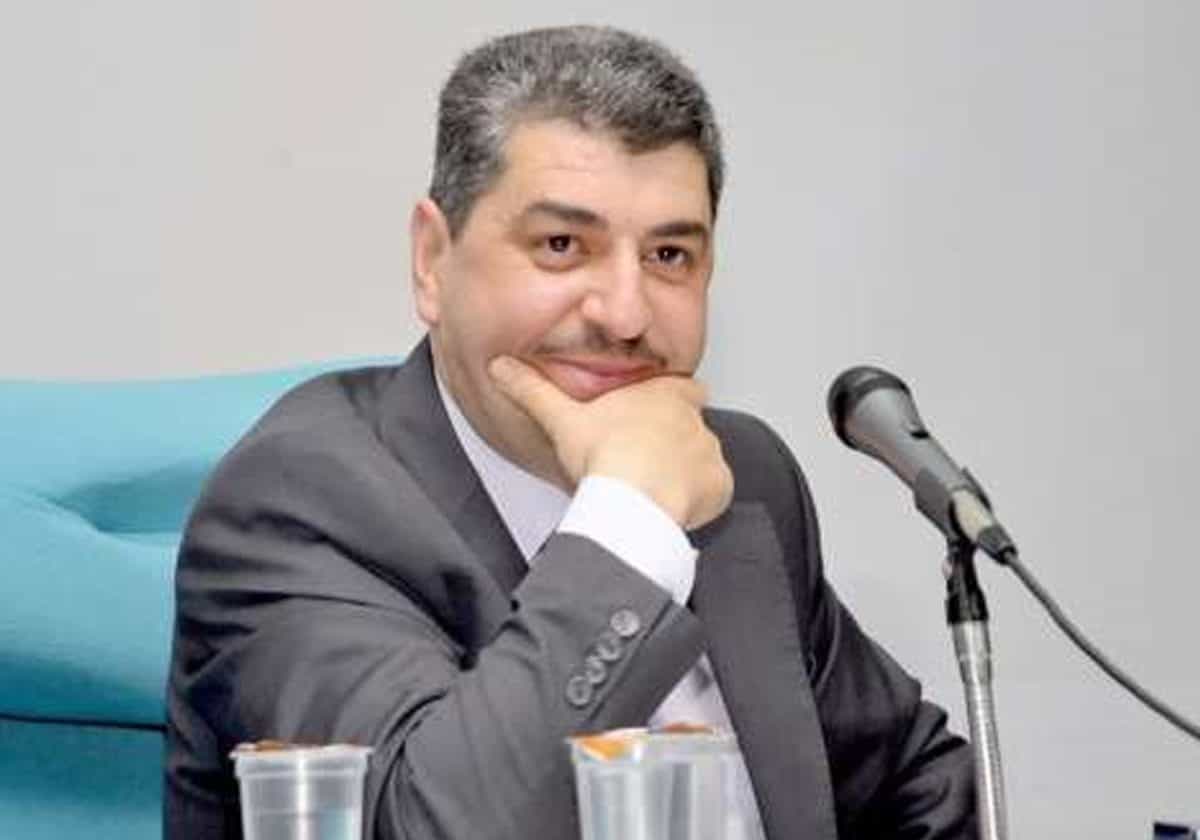 تضامن واسع مع الكاتب الأردني الساخر أحمد الزعبي بعد الحكم بسجنه سنة بسبب تغريدة