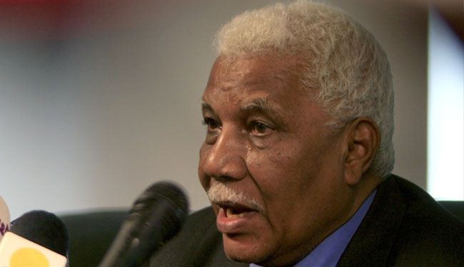 ووزير الاعلام السوداني، أحمد بلال عثمان