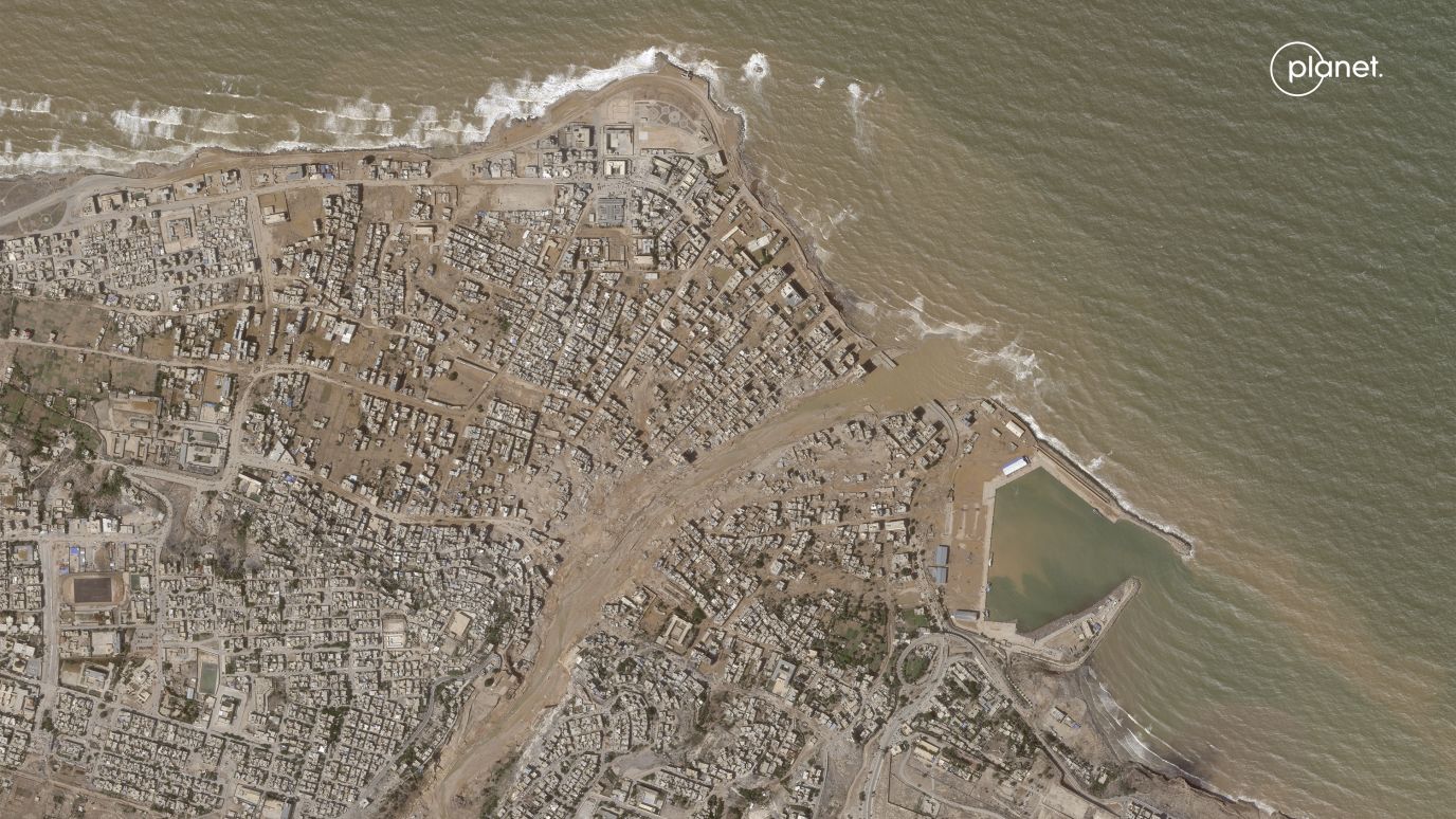 صورة أقمار صناعية تظهر حجم كارثة فيضانات درنة