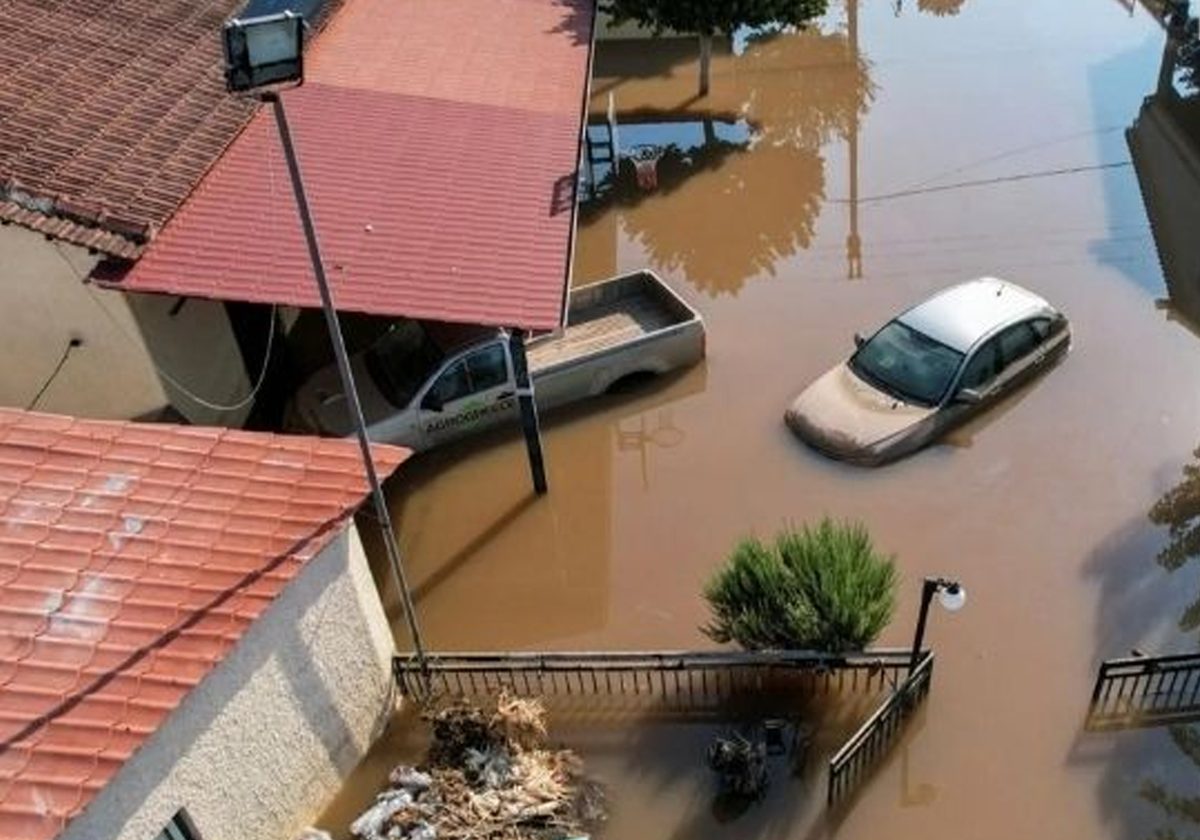 إعصار دانيال.. تغريدة مؤثرة من خليل البلوشي عن "مآسي ليبيا"