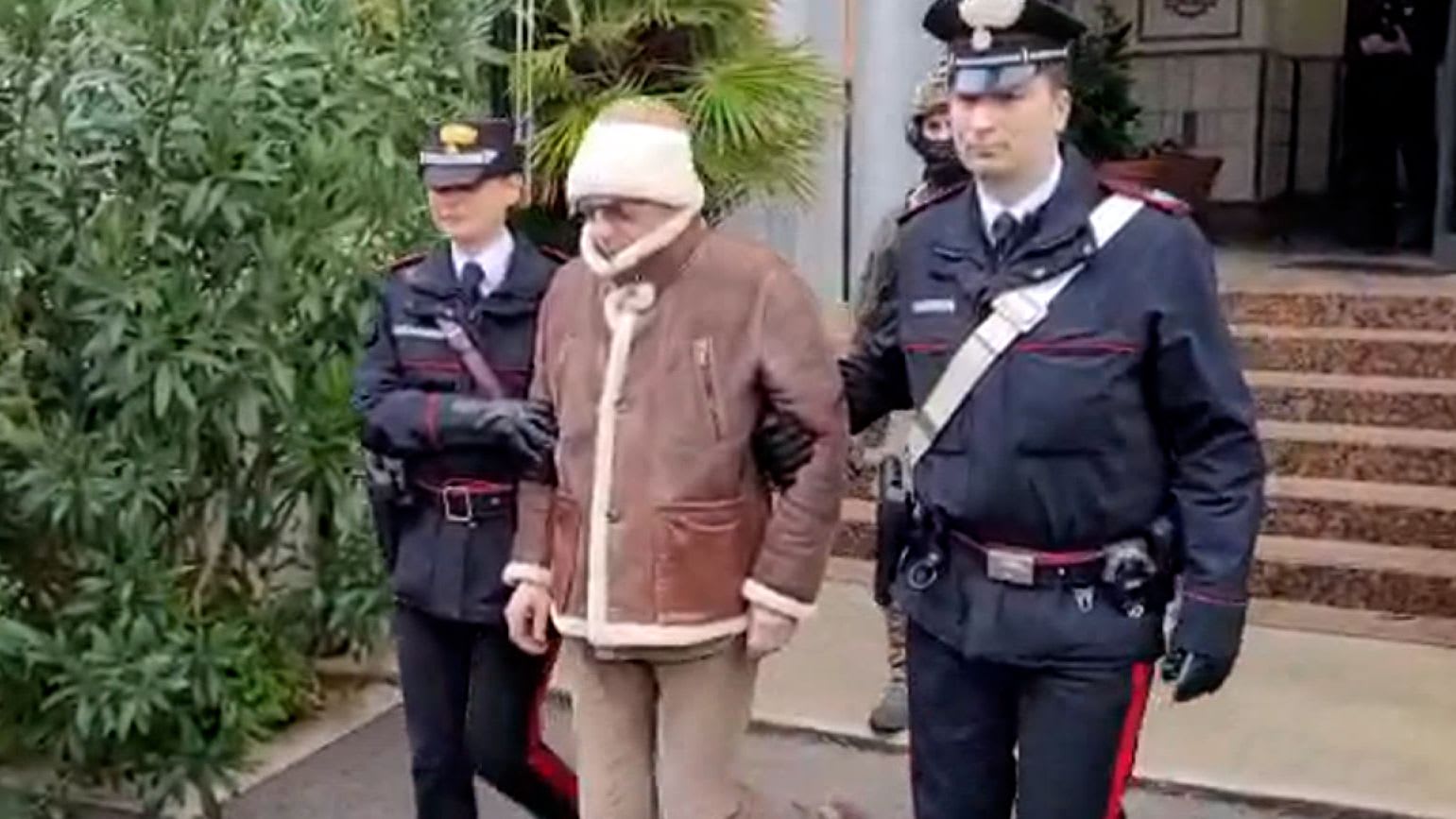 اعتقال زعيم المافيا الإيطالية ماتيو ميسينا دينارو