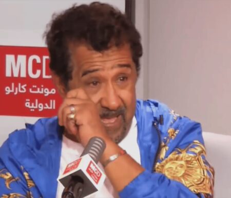 الشاب خالد ممنوع من دخول بلاده الجزائر بسبب المغرب.. ماذا يحدث؟ (شاهد)