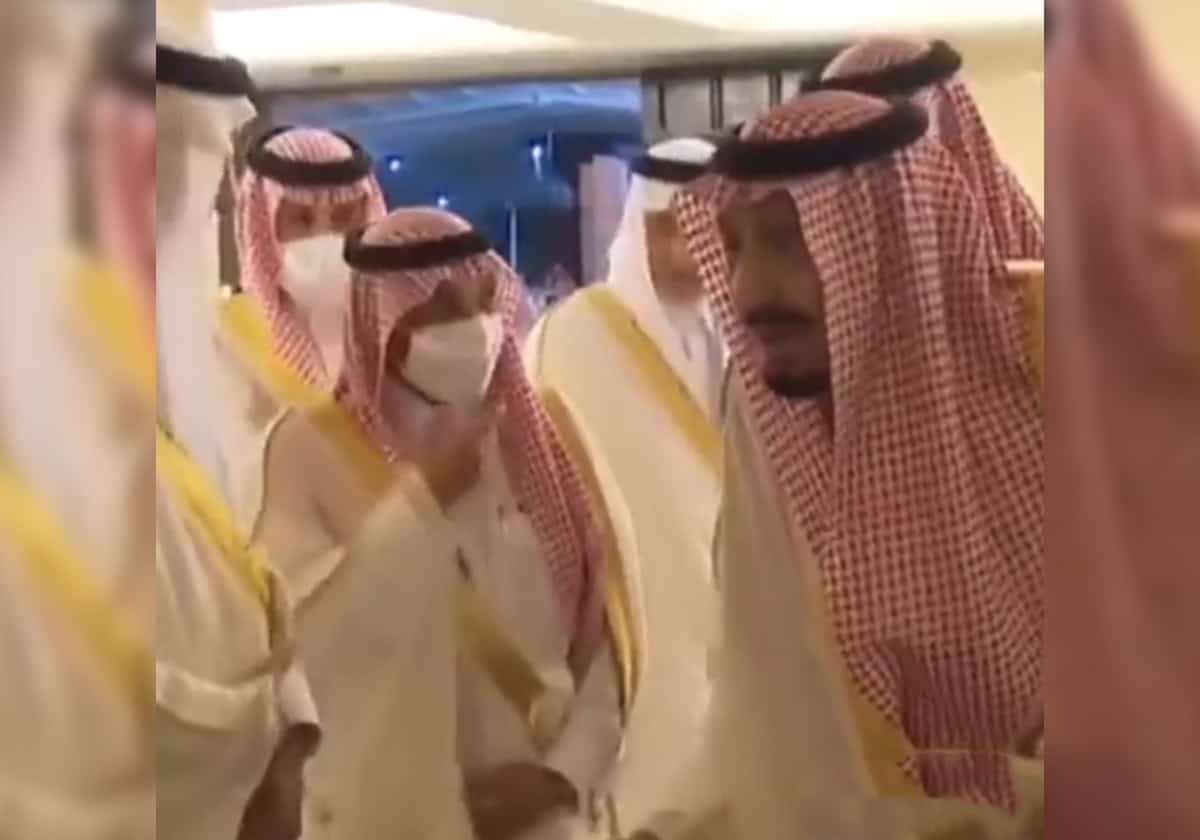 الملك سلمان في نيوم