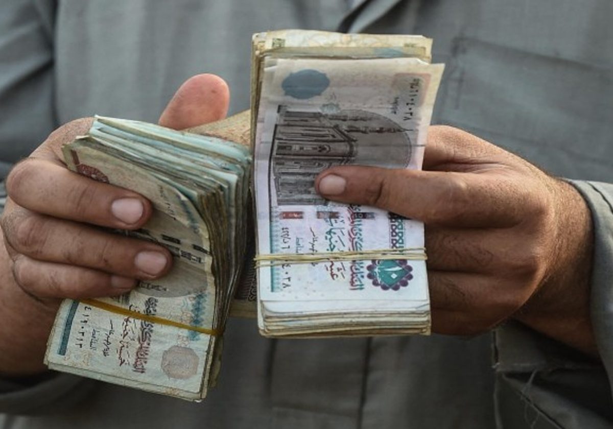 فشل جديد يحاصر نظام السيسي.. أسباب ومآلات تخفيض الديون المصرية