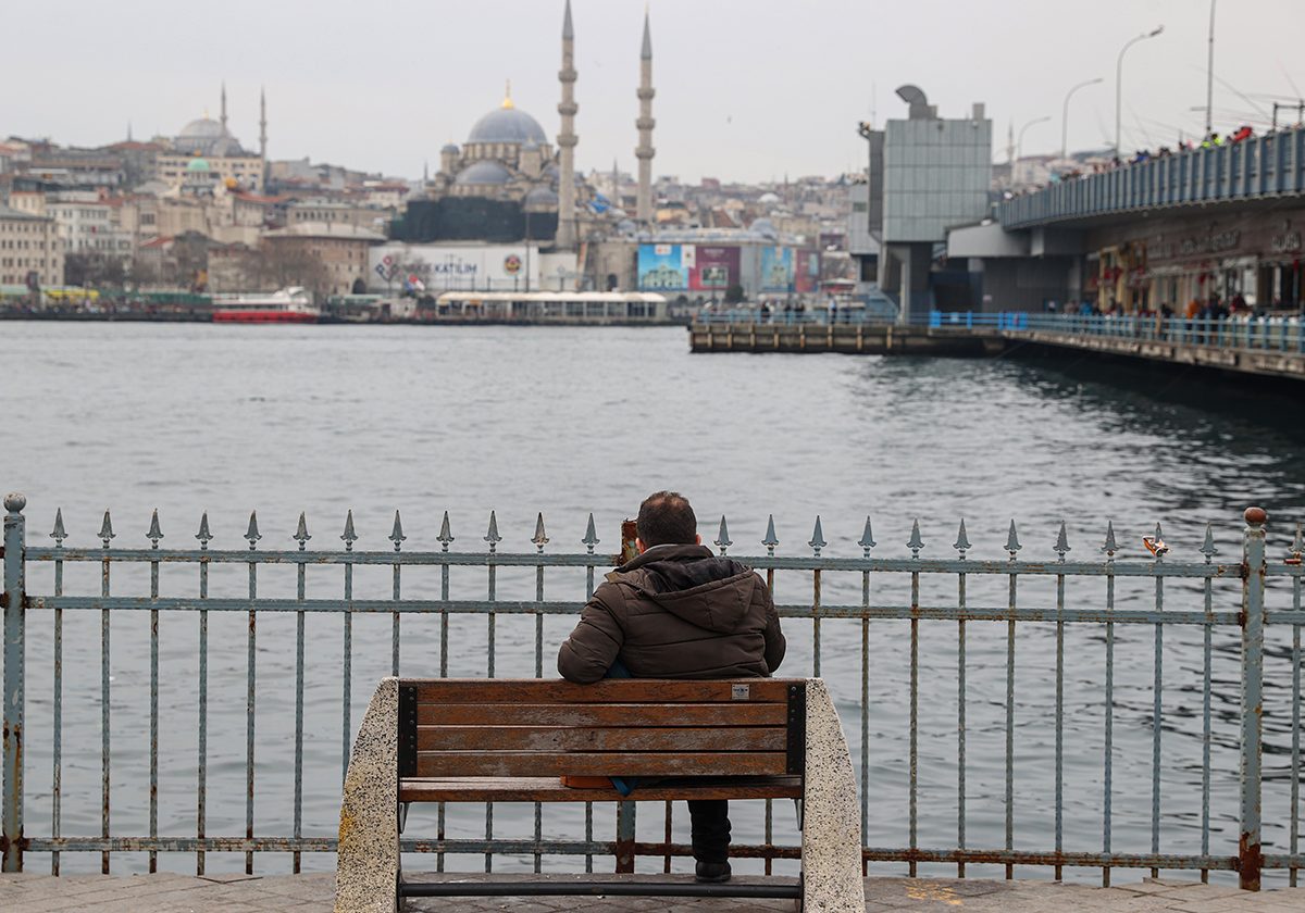 دراسة جديدة توضح ما يحتاجه الفرد من أموال للعيش بسعادة في تركيا 2023