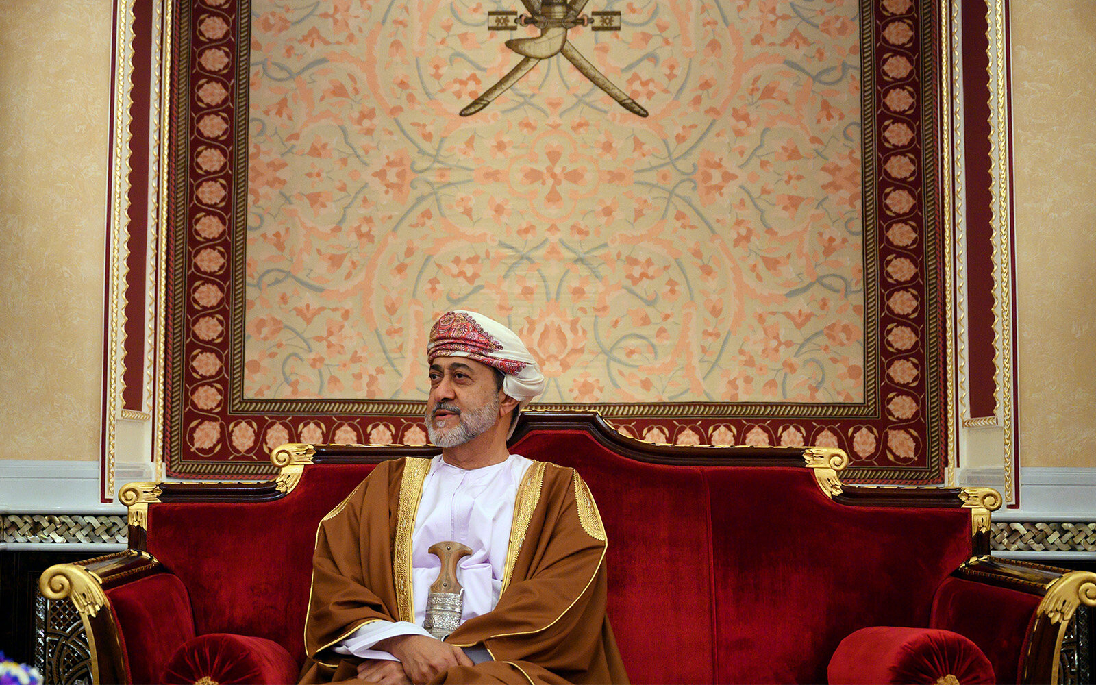 فائض في ميزانية سلطنة عمان بجهود السلطان هيثم بن طارق