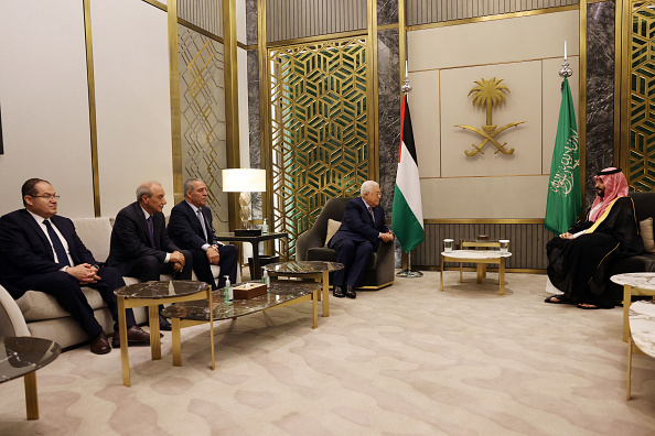 لا اجتماع ثلاثي ولا لقاء أمريكي فلسطيني في الرياض