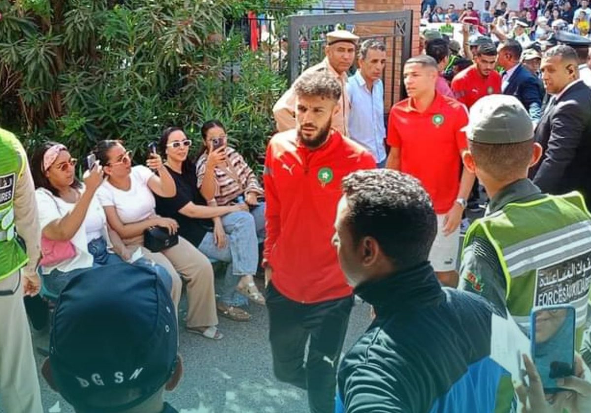 لاعبو منتخب المغرب يتبرعون بالدم لصالح ضحايا الزلزال