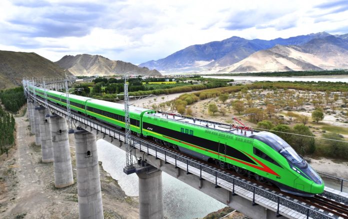 مشروع لربط دول الخليج والدول العربية عبر شبكة من السكك الحديدية بالهند