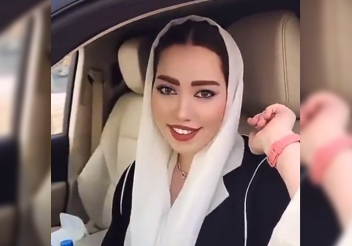 ترحيل مشهورة سورية من قطر بعد فيديو استفزازي.. طالبت بهذا الأمر أسوة بالقطريين