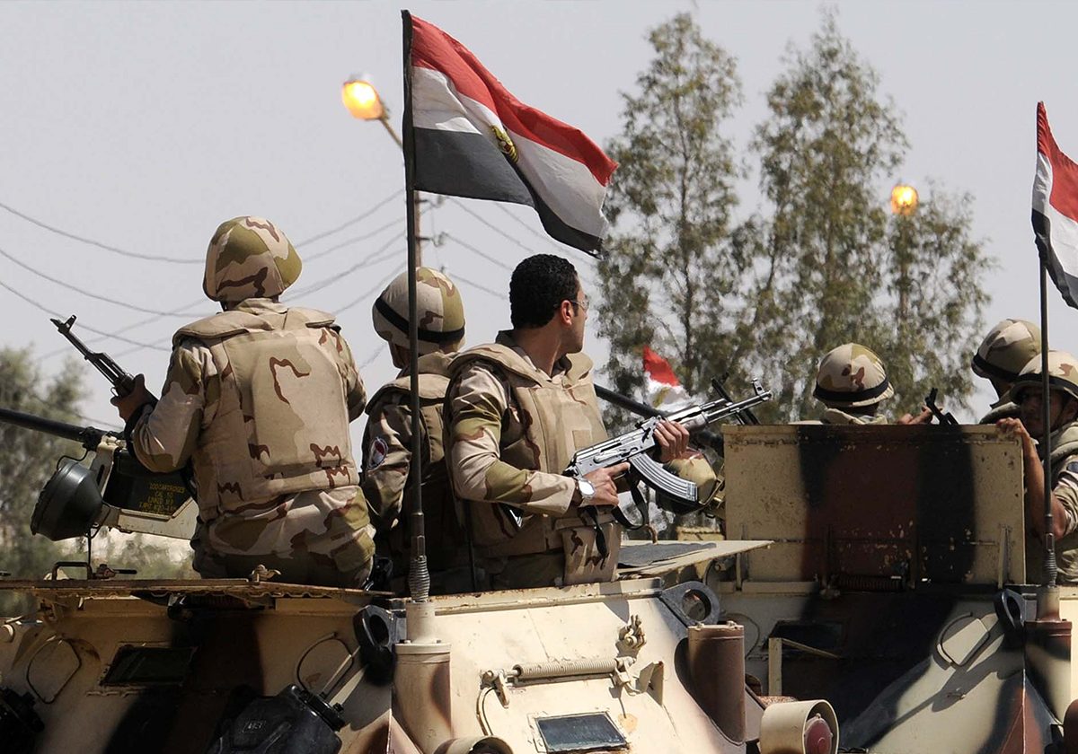 مقتل 3 ضباط و4 مجندين في انفجار غامض بالدفاع الجوي في سيناء.. هذه اسماؤهم وصورهم!