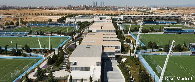 فضيحة في ريال مدريد .. مقاطع جنسية لـ3 لاعبين مع فتاة قاصر تهز الملكي! (شاهد)