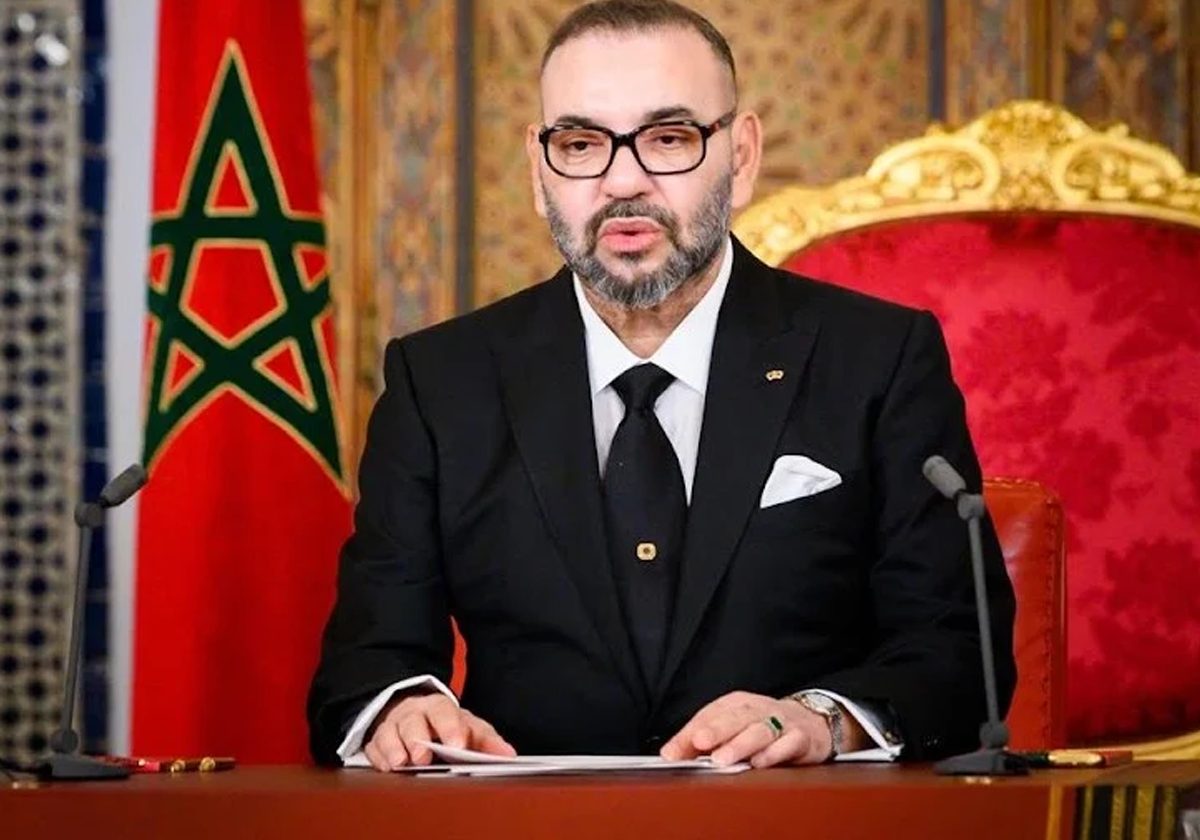 "شارلي ابيدو" استغلت زلزل المغرب للرد على محمد السادس لعدم تضامنه معها.. هذا ما فعلته؟