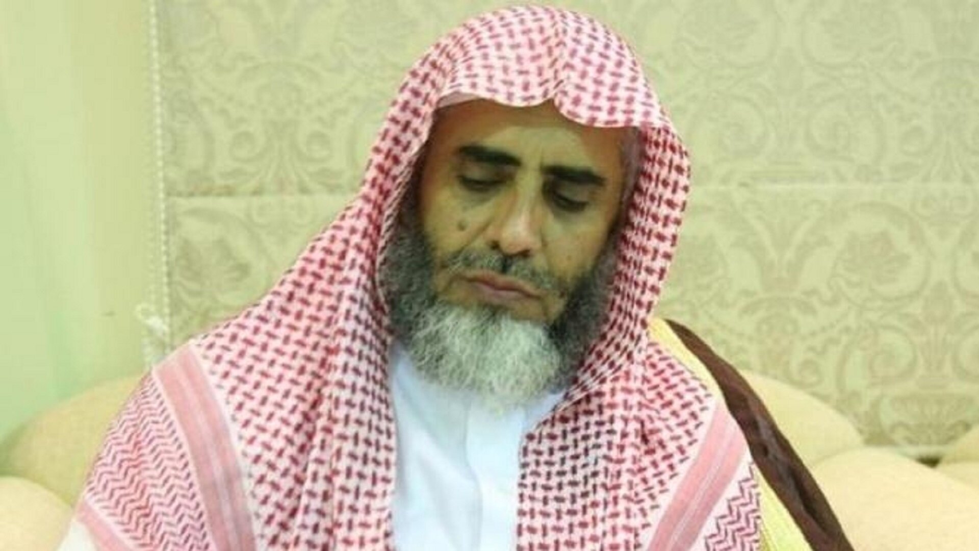 نجل الداعية السعودي عوض القرني المعتقل في سجون السعودية يغرد عن والده بعد 2000 يوم من اعتقاله