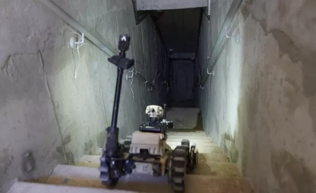 جيش الاحتلال سيستخدم روبوت لاقتحام أنفاق حماس