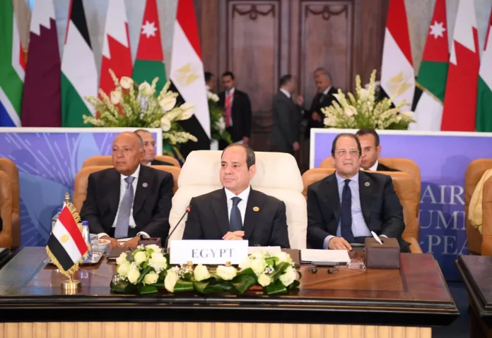 تقارير عن خلاف حول البيان الختامي لقمة القاهرة