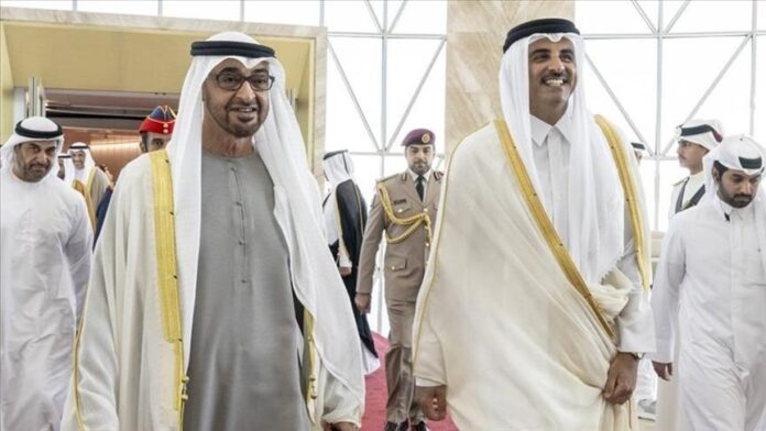 محمد بن زايد في زيارة جديدة إلى قطر .. ما الذي دار بينه وبين الشيخ تميم ؟