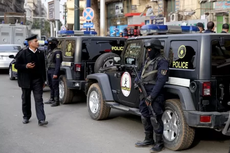 احتجاز نشطاء دوليين في مصر