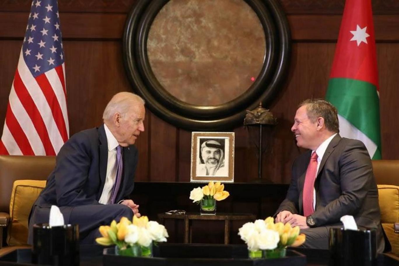 العاهل الأردني الملك عبدالله الثاني ورئيس الولايات المتحدة الأمريكية جو بايدن