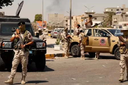 عناصر من الأمن الليبي