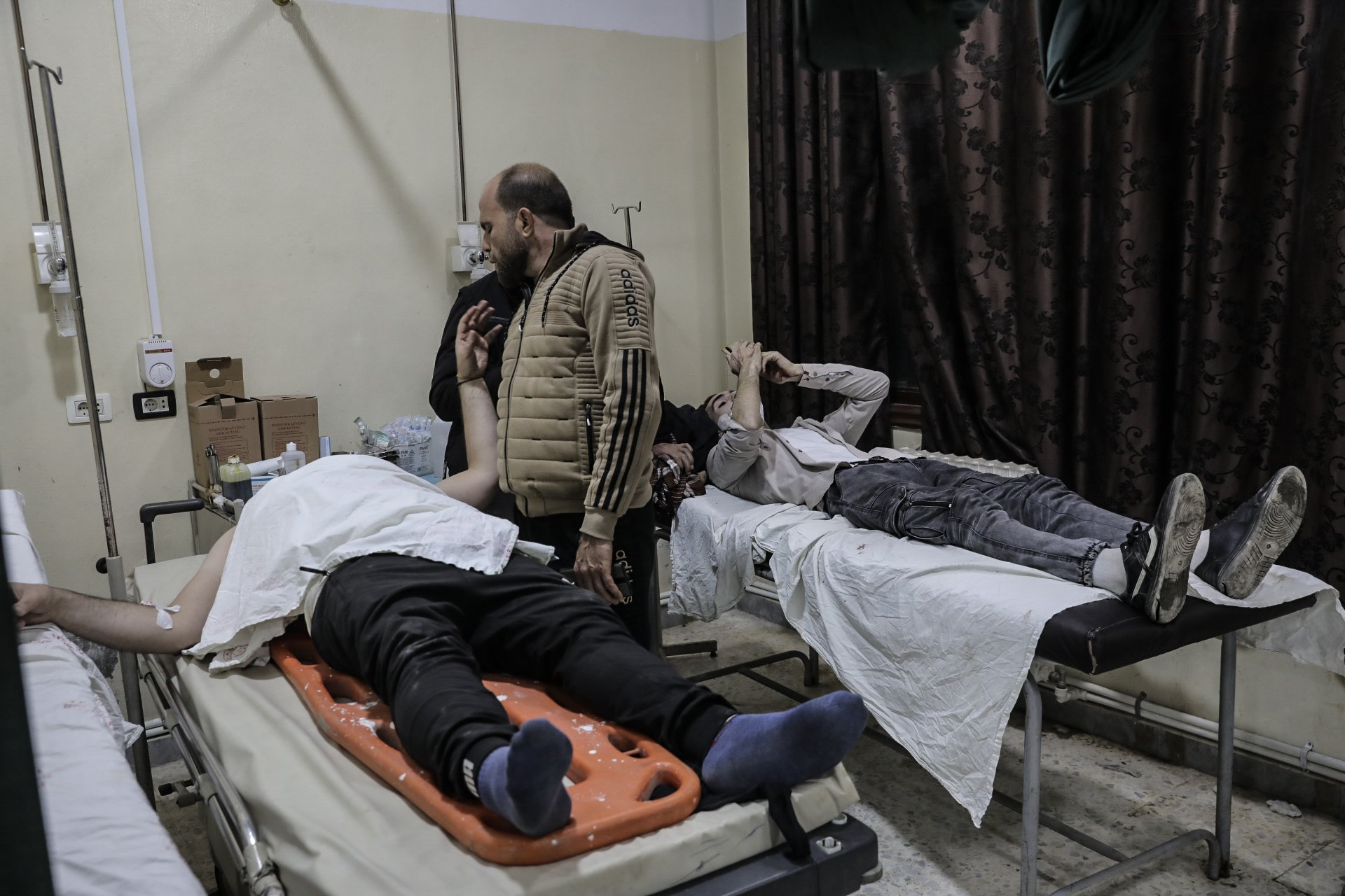 قوات الأسد تقصف سوقا شعبيا في إدلب