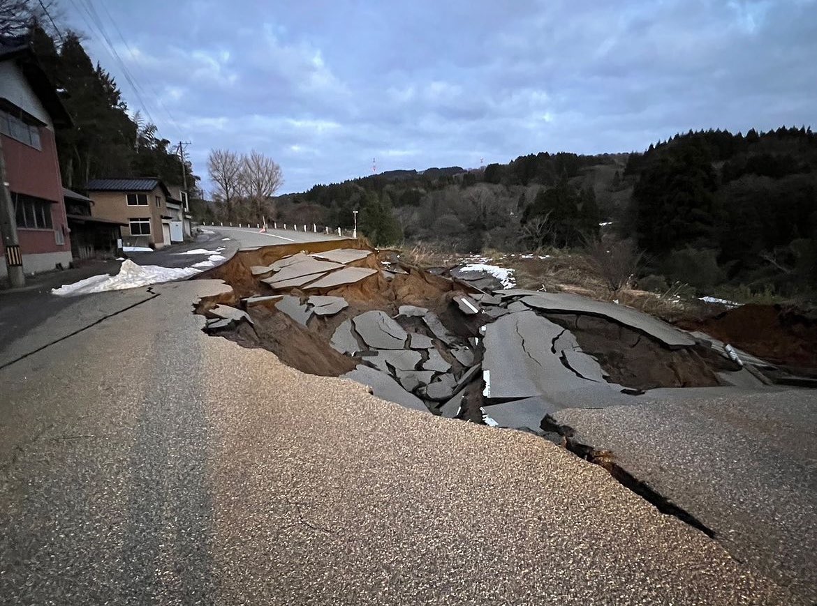 الأرض تنبض بعد زلزال اليابان