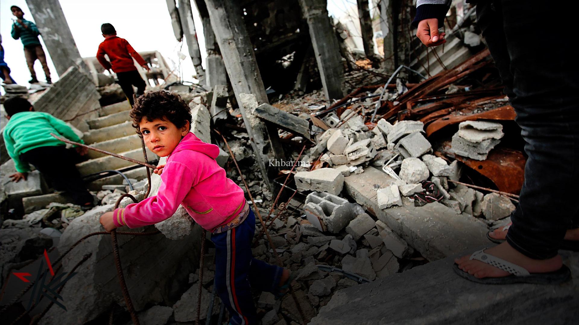 الكاتبة الفلسطينية البريطانية سلمى الدباغ حذرت في مقال لها من أزمة إنسانية صعبة في غزة