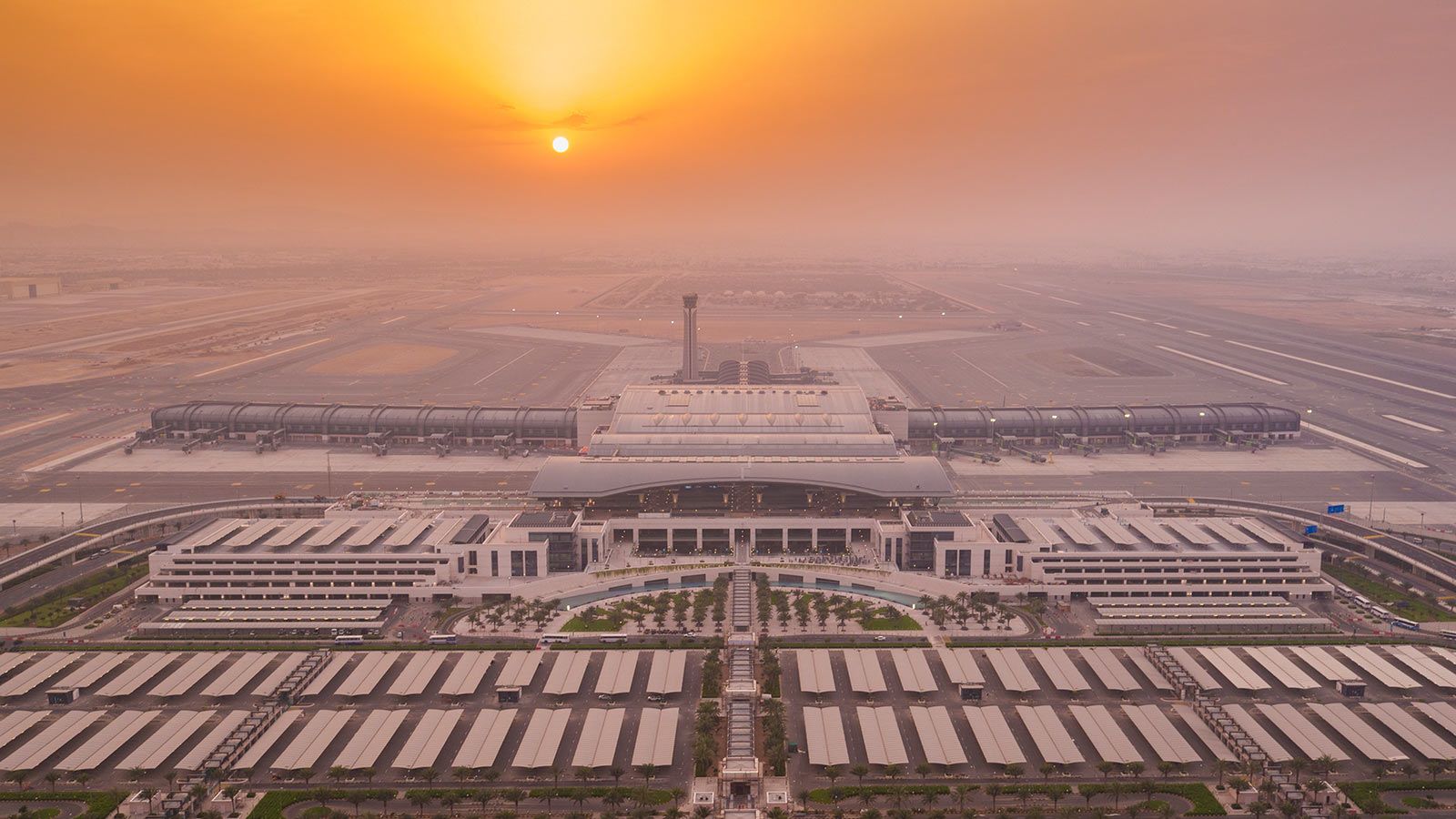 مطار مسقط الدولي أفضل مطار في العالم عام 2023