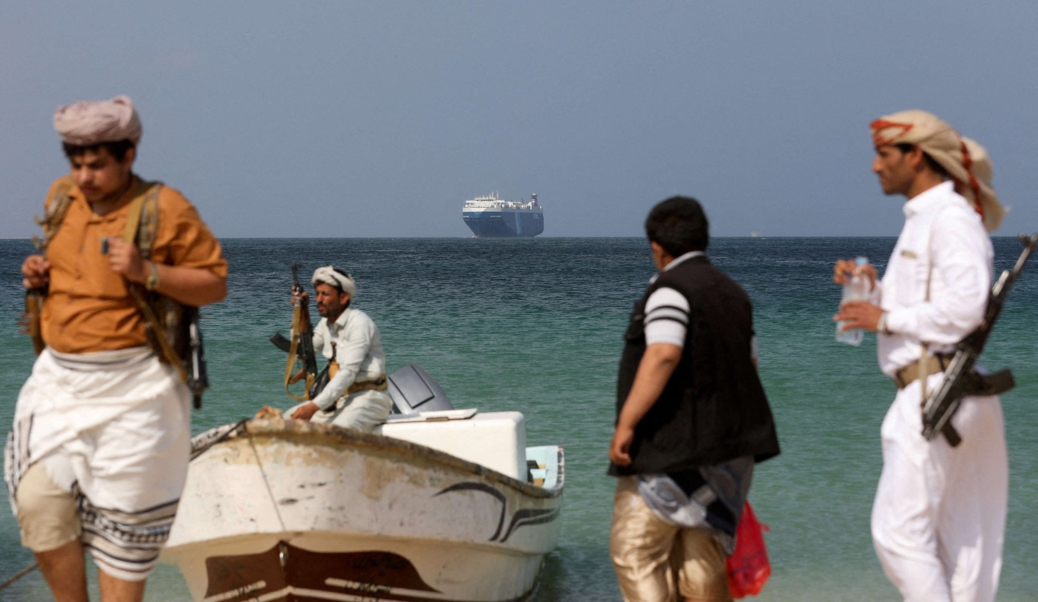 هجمات الحوثيين على السفن