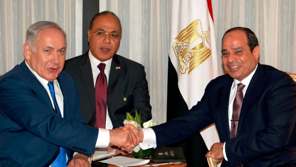 رغم قصف رفح.. سامح شكري يؤكد التزام مصر"باتفاقية السلام" مع إسرائيل