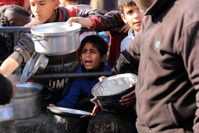 تجويع غزة