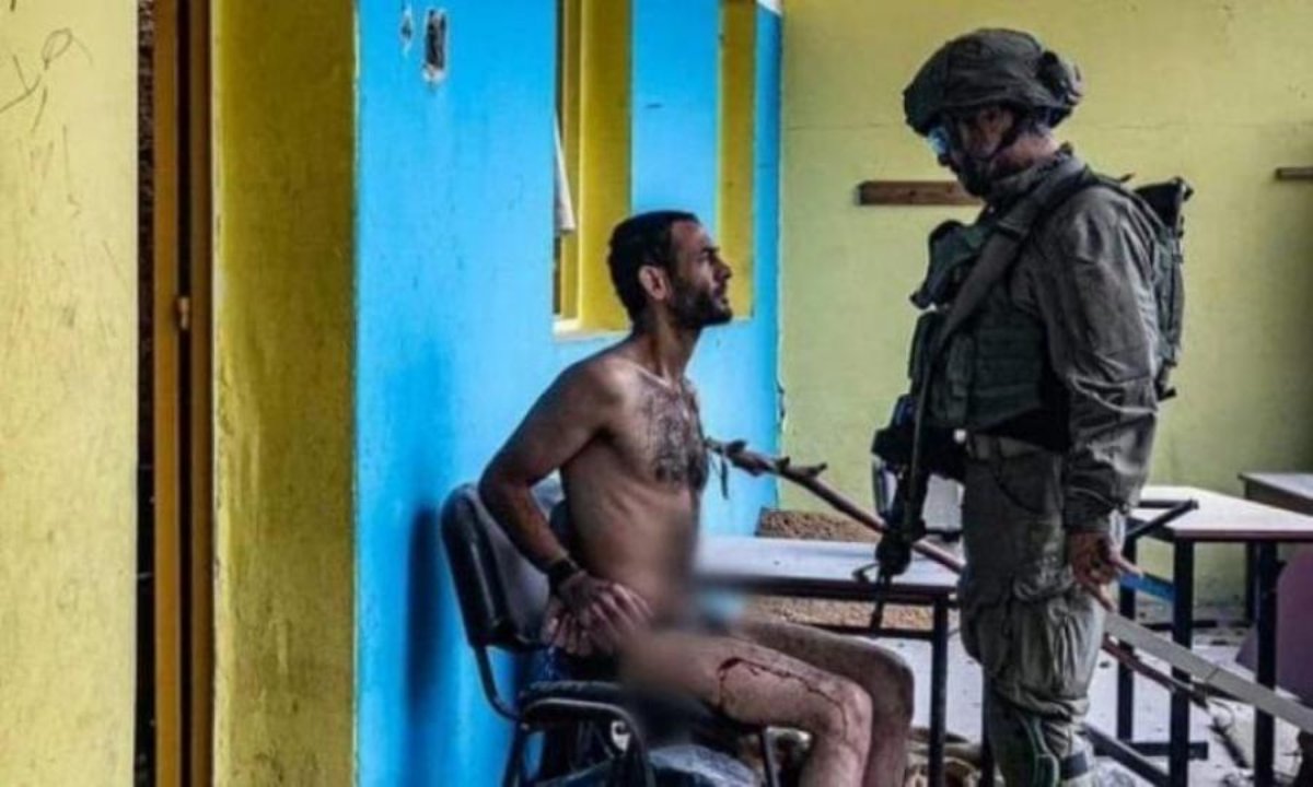 تعذيب مواطن في غزة