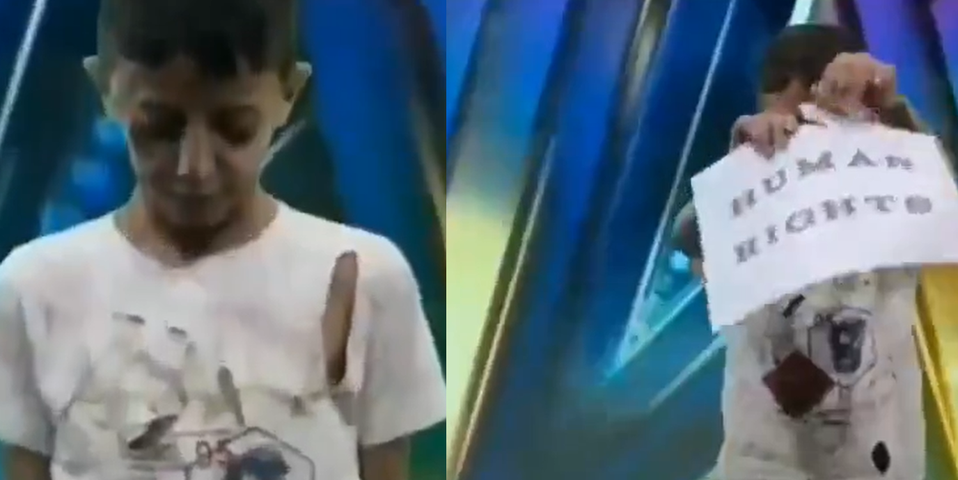 طفل فلسطيني يبكي النجوم والجمهور والمشاهدين في برنامج عالمي للمسابقات