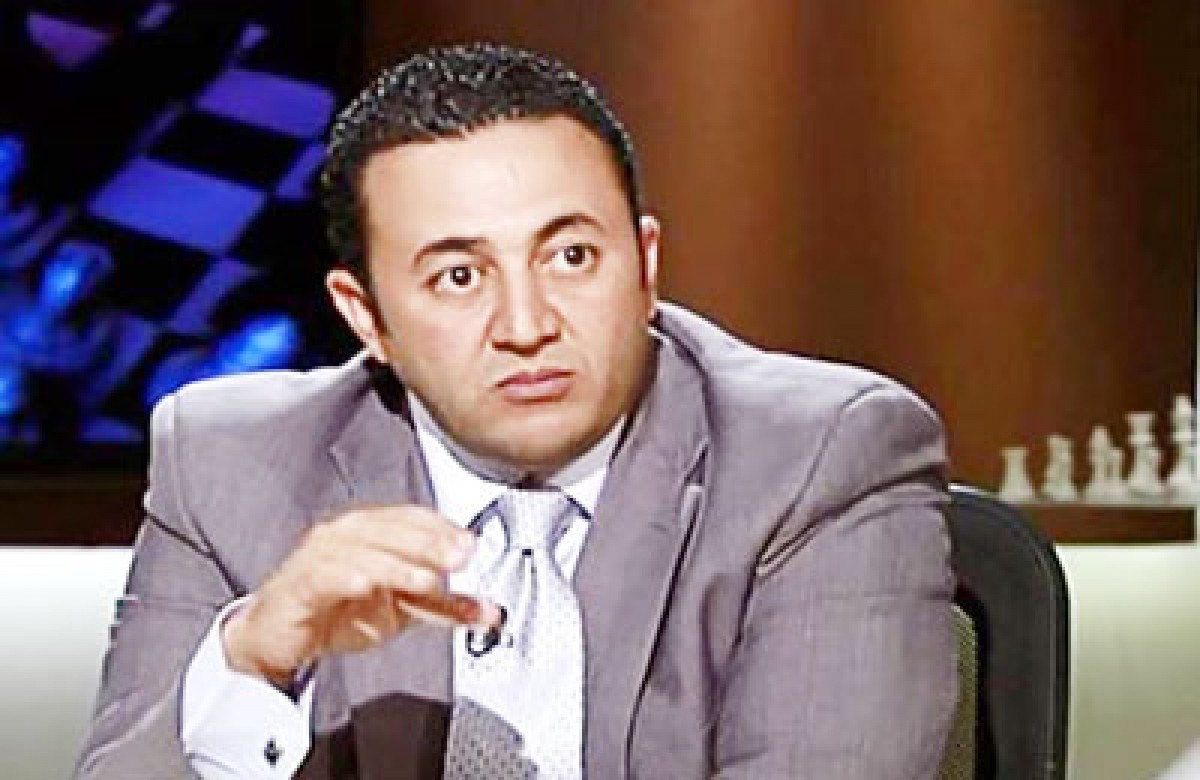 سياسي مصري يفتح النار على إدارة قناة مصرية بإسطنبول ويحذر موظفيها من أيمن نور