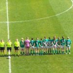 لاعبات منتخب ايرلندا لكرة القدم أدرن ظهورهن أثناء عزف النشيد منتخب اسرائيل من تصفيات اوروبا 2024