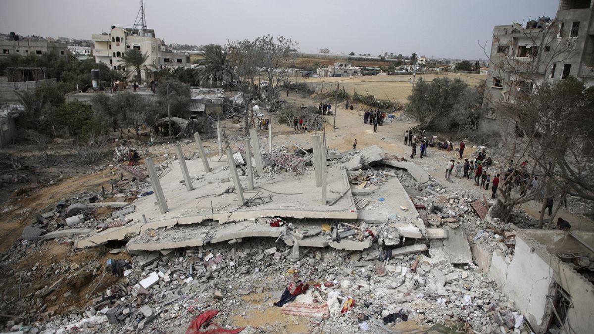 القيادي بحماس أسامة حمدان يوضح حقيقة إجراء مفاوضات جديدة في القاهرة بشأن حرب غزة