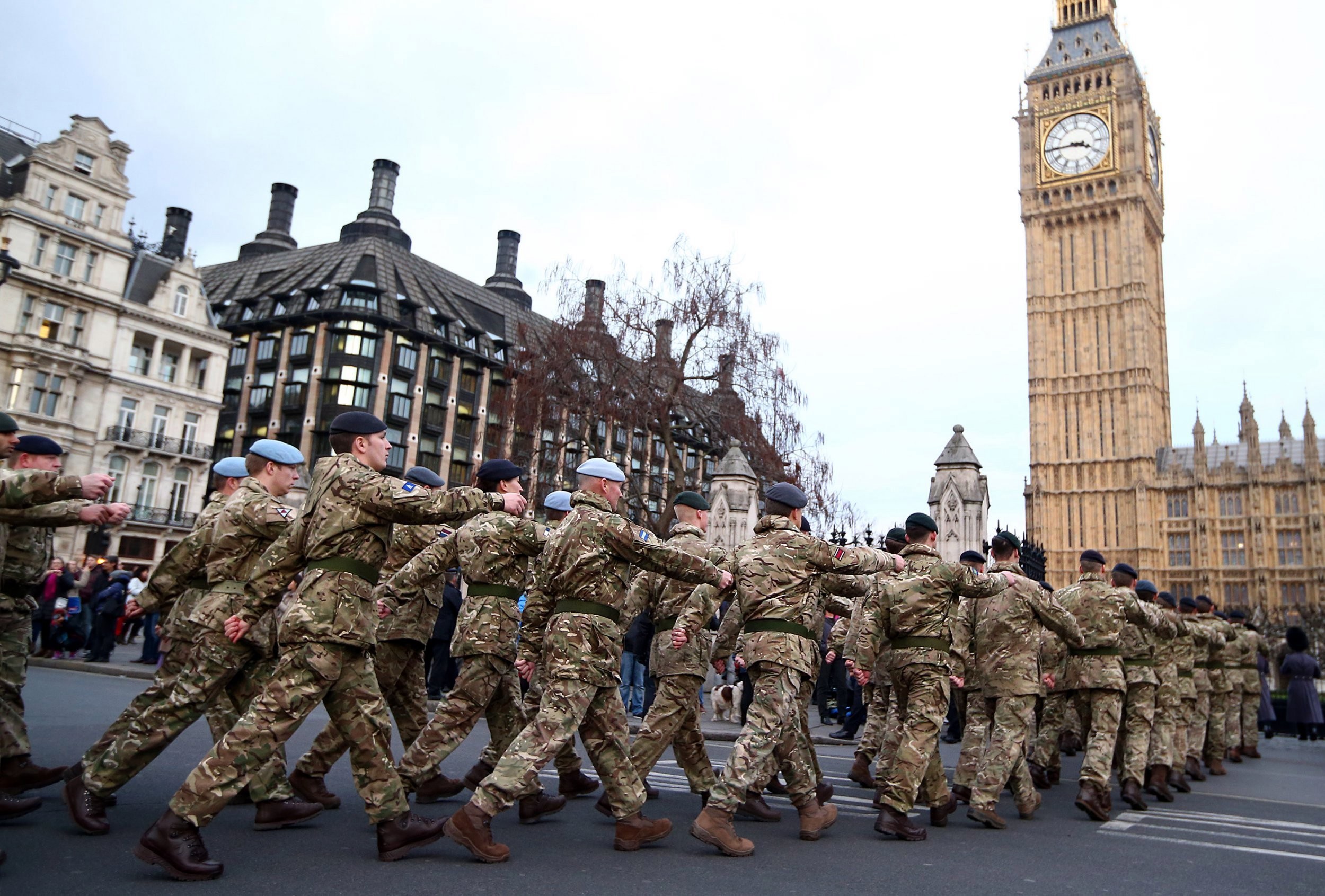 جنود الجيش البريطاني بات بإمكانهم إطلاق لحاهم بعد قرن من الحظر