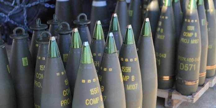 قذائف المدفعية عيار 155 ملم