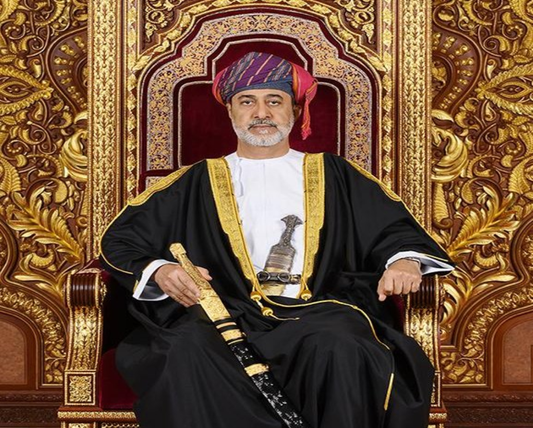 السلطان هيثم يلتقي محمد بن زايد في الإمارات