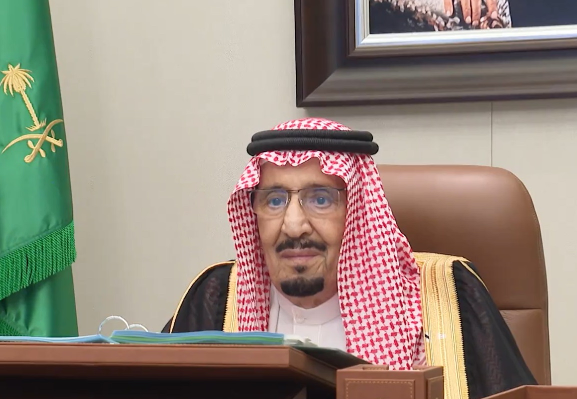 أزمة صحية للعاهل السعودي.. بيان عاجل للديوان الملكي بعد ارتفاع مفاجئ في درجة الحرارة