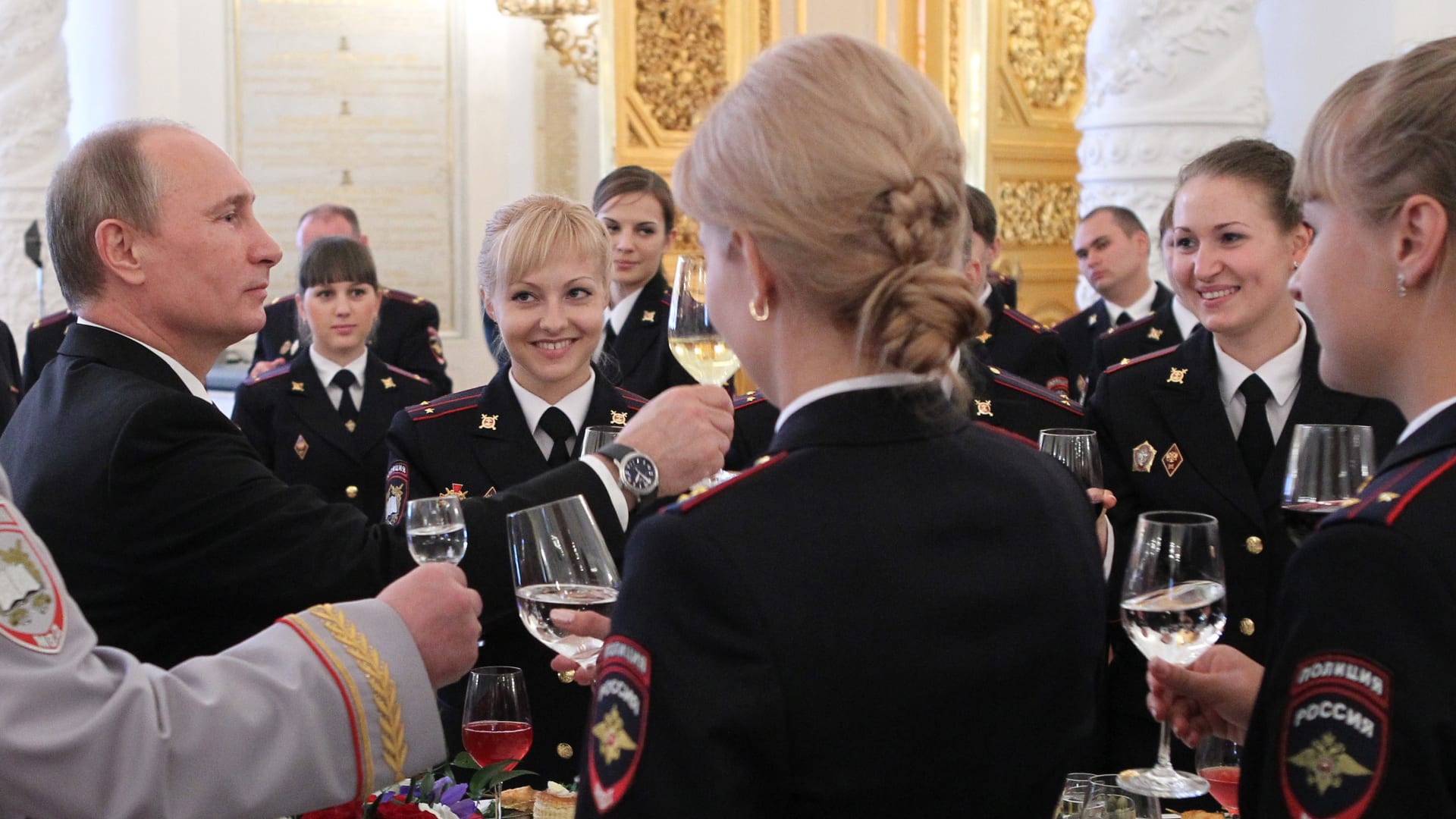 تجنيد النساء في الجيش الروسي