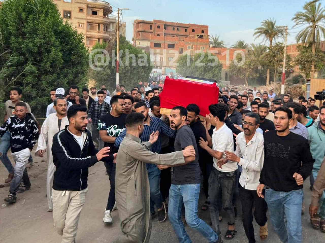 تشييع جثمان الشهيد المصري عبد الله رمضان