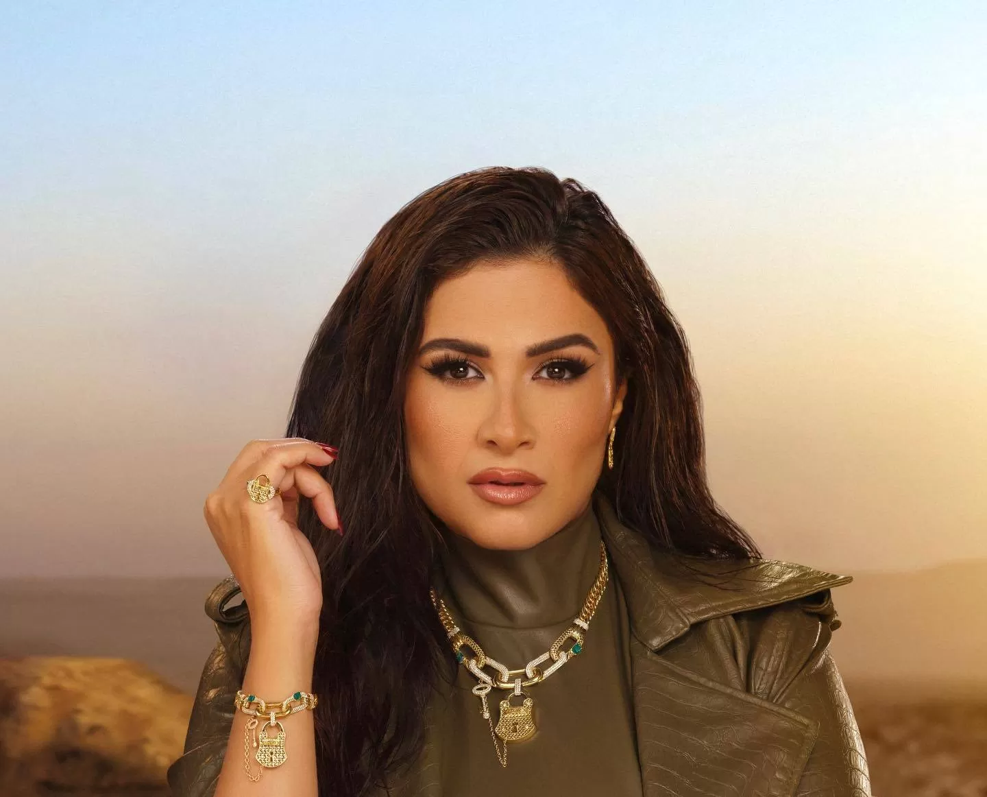 رقصة ياسمين عبد العزيز تشعل مواقع التواصل