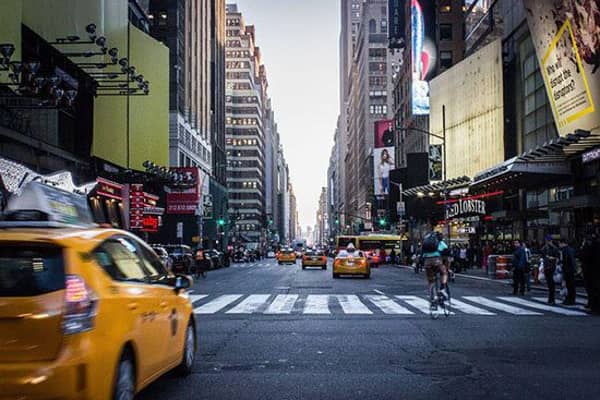 الأزمة الكبرى وراء غلاء المعيشة في أمريكا تتفاقم من جديد غلاء المعيشة في أمريكا