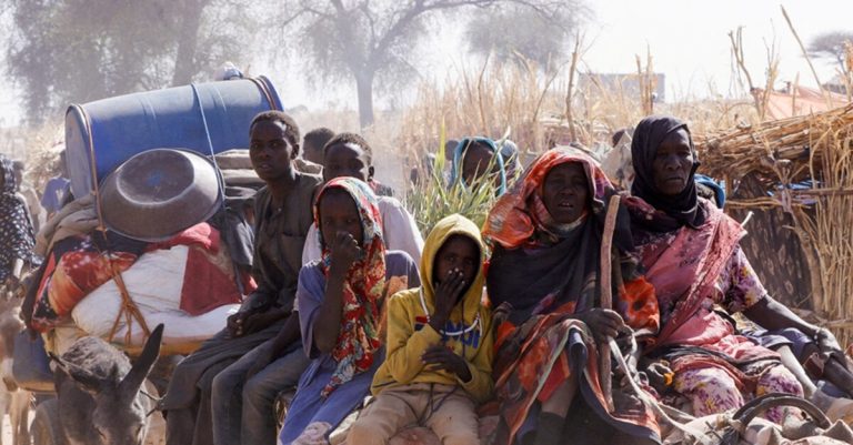 مؤتمر بريطاني غير معلن في ويلتون بارك حول السودان يثير غضب الحكومة المدعومة من الجيش بعد دعوة ممثل للدعم السريع ووفد إماراتي.