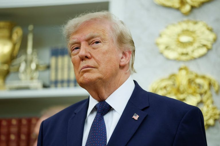 طبول الحرب في الخليج: كيف نسف إعلان ترامب مذكرات التهدئة وأشعل المواجهة مع إيران؟ انهيار التفاهم الأمريكي الإيراني