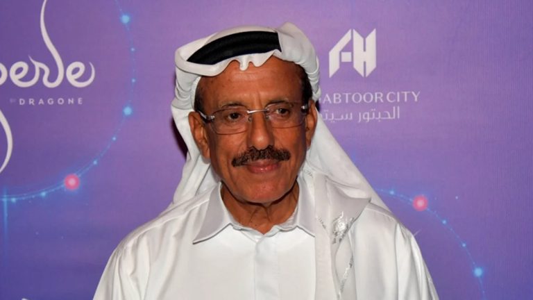 خلف الحبتور ينتقد تصريحات بن غفير عن قتل الفلسطينيين ويتساءل عن جدوى السلام مع إسرائيل رجل الأعمال الإماراتي خلف الحبتور يندد بتصريحات بن غفير عن قتل الفلسطينيين في غزة، متسائلاً عن جدوى السلام وسط استمرار علاقات أبوظبي مع إسرائيل.