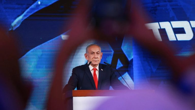 انتخابات إسرائيل 2026.. تراجع معسكر نتنياهو وصعود الأحزاب العربية يفتحان باب التحالفات تكشف انتخابات إسرائيل تراجع نتنياهو دون هزيمته، وصعود الصوت الفلسطيني كعامل حاسم يفرض على معسكر الوسط مراجعة موقفه من العرب والاحتلال.